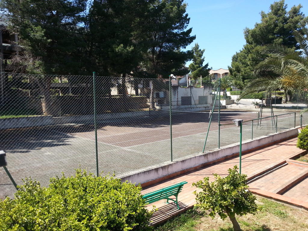 Hotel Azzolini Villagrazia Di Carini Dış mekan fotoğraf