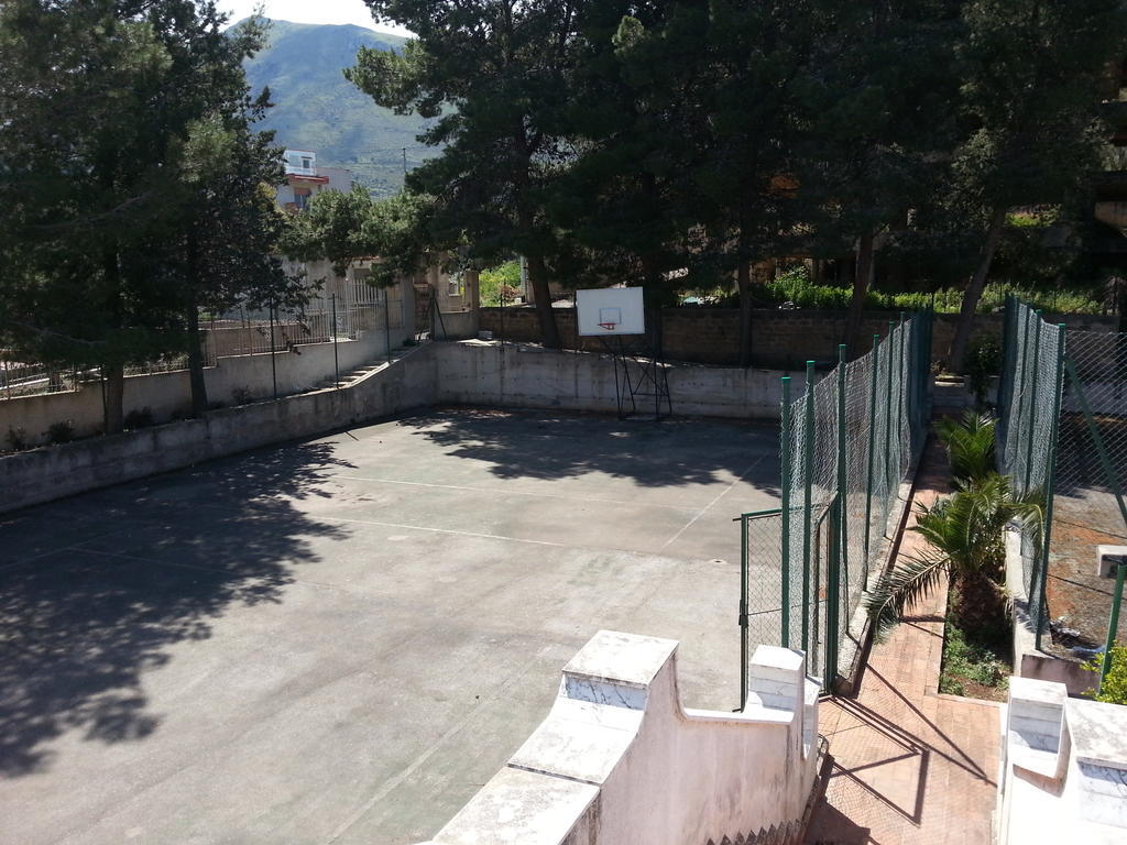 Hotel Azzolini Villagrazia Di Carini Dış mekan fotoğraf